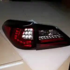 Задние фонари на Lexus
