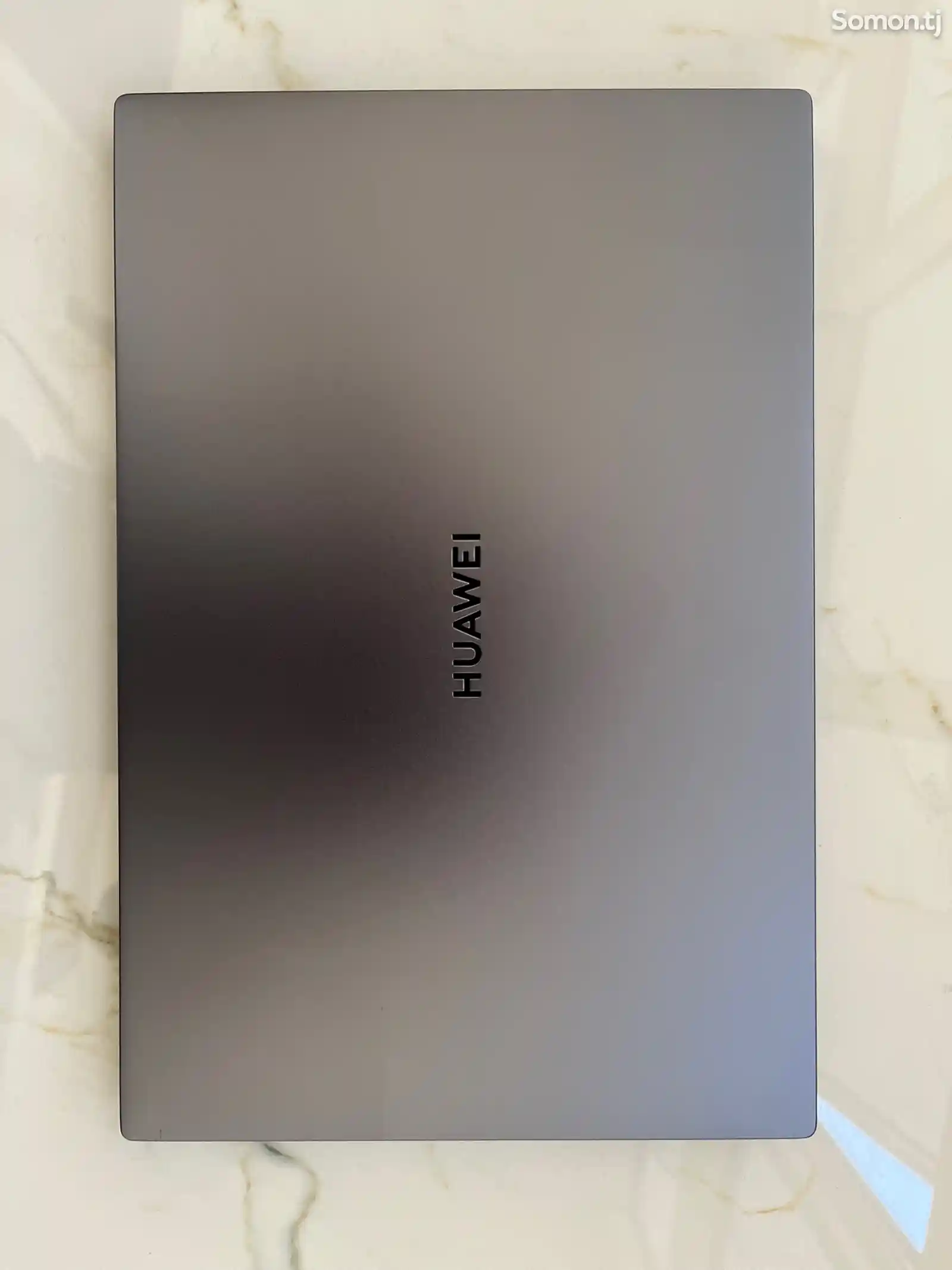 Ноутбук Huawei-1