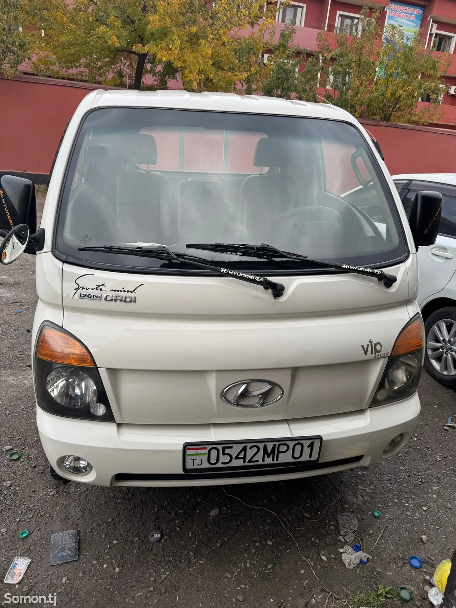 Бортовой автомобиль Hyundai Porter, 2012-1