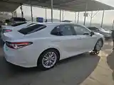 Toyota Camry, 2018-3