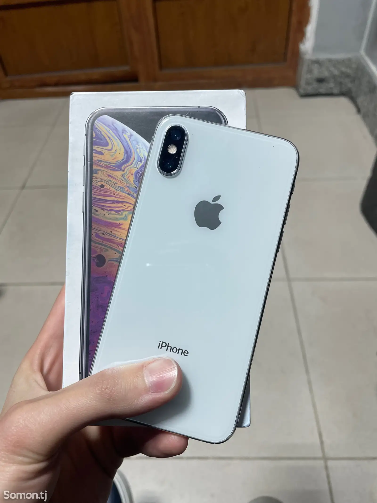 Apple iPhone Xs, 64 gb, Silver-1