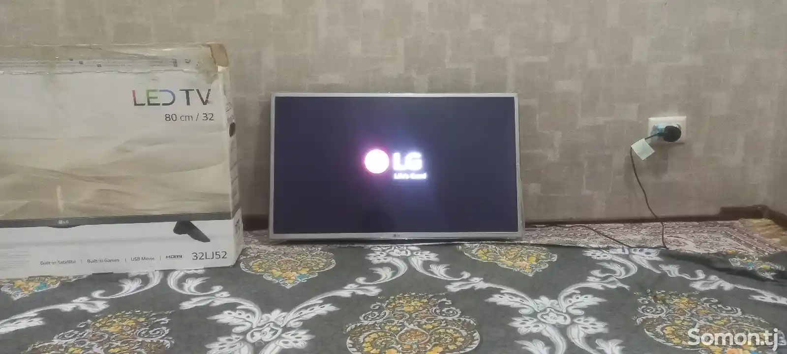 Телевизор LG 32-7