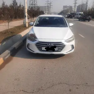 Hyundai Elantra, 2017