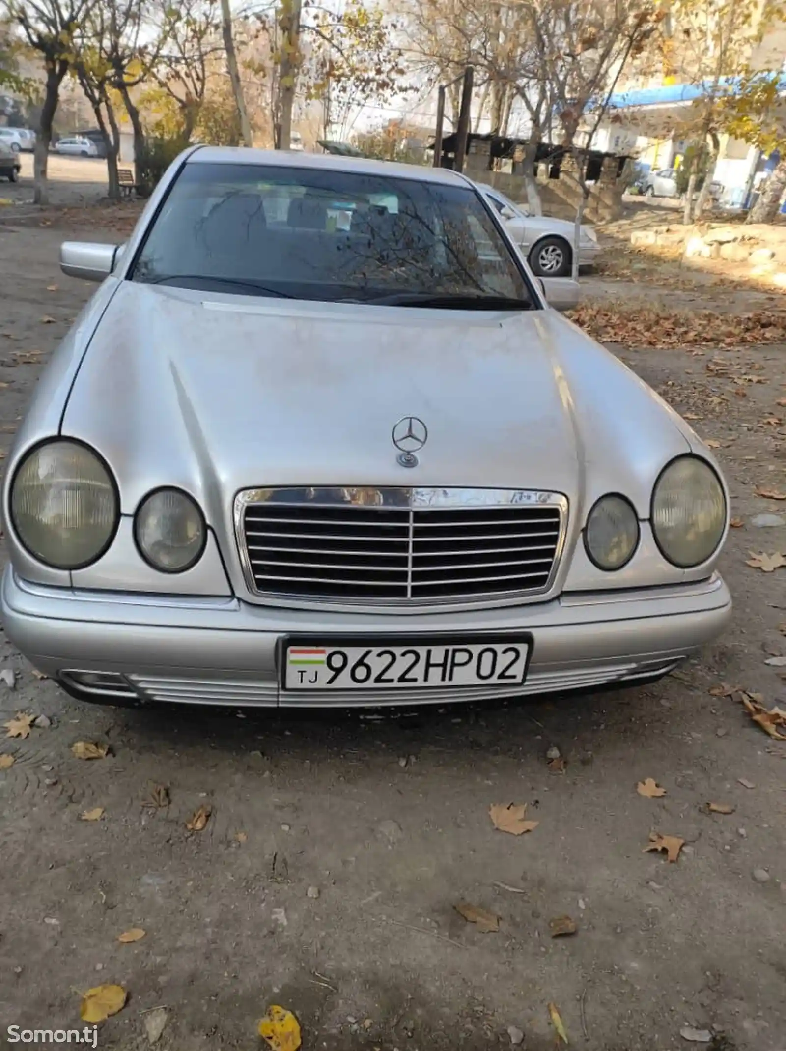 Mercedes-Benz E class, 1999-8