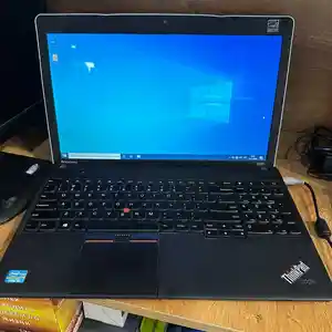 Ноутбук Lenovo i5