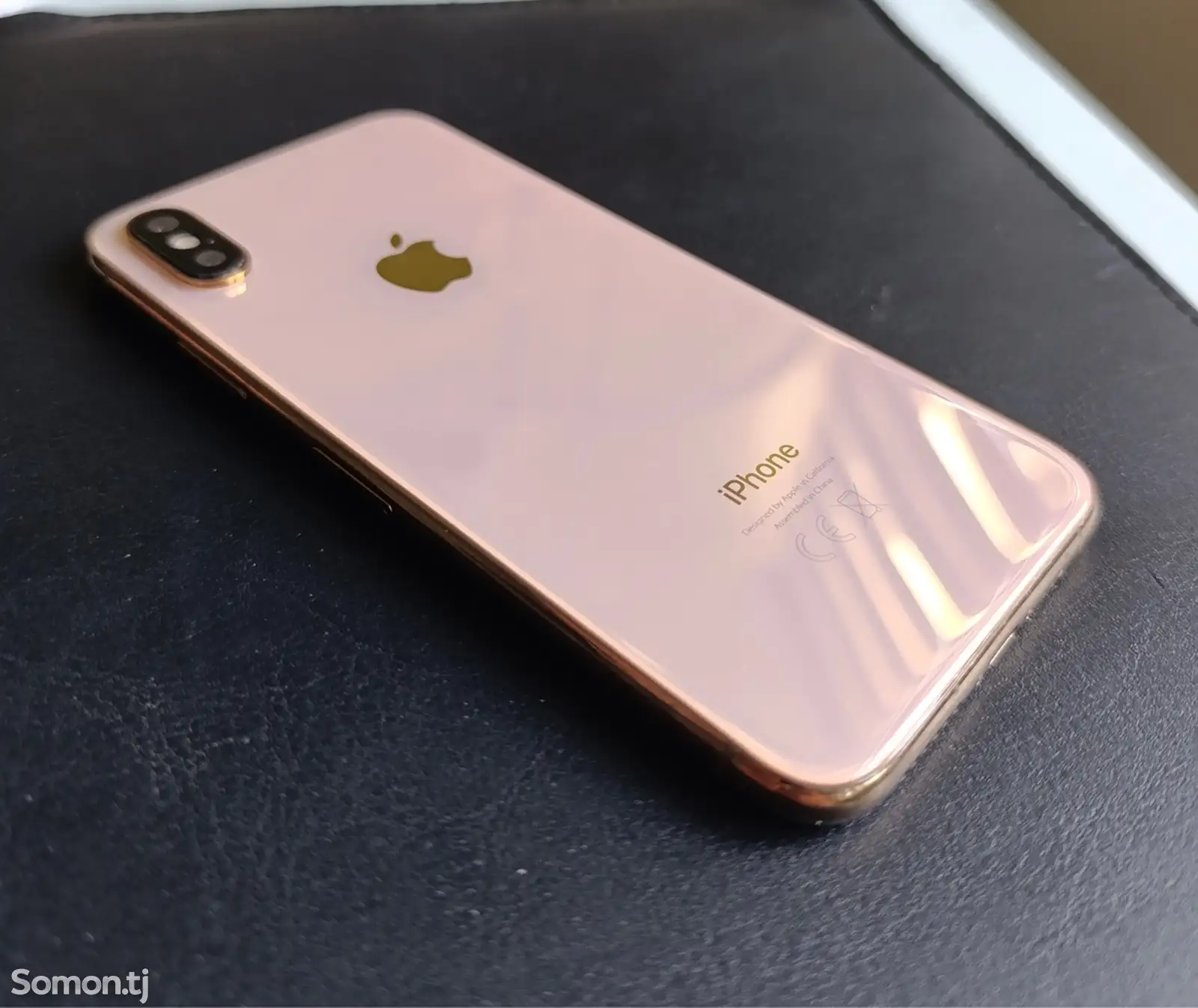 Apple iPhone Xs, 256 gb, Gold-1