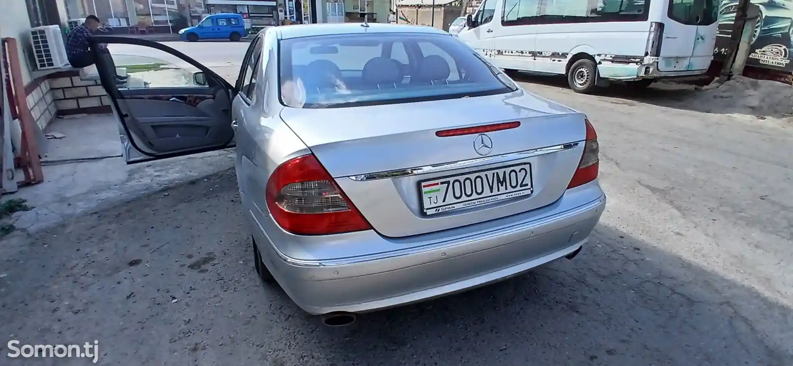 Mercedes-Benz E class, 2008-6