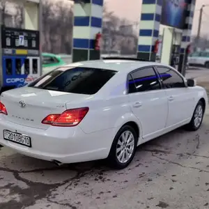 Toyota Avalon, 2007