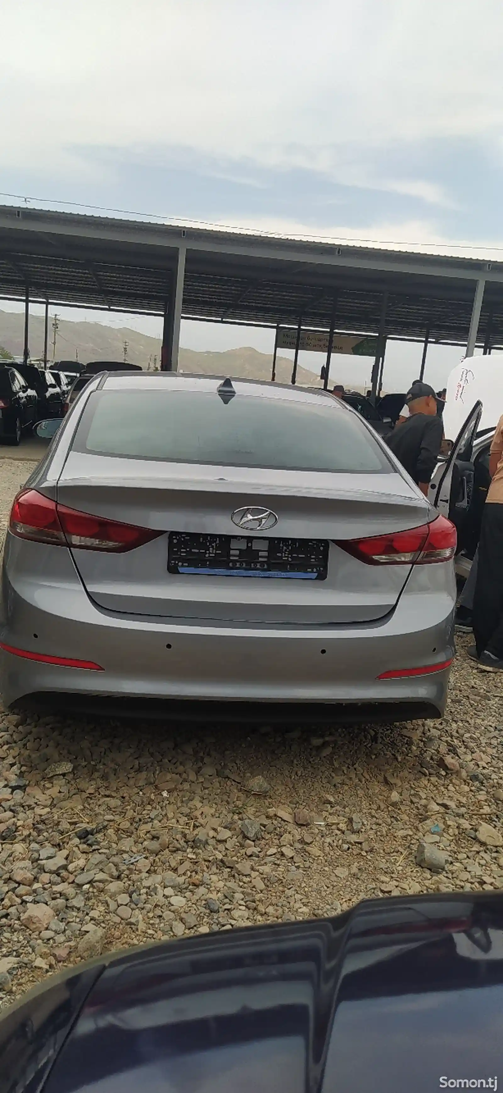 Hyundai Elantra, 2017-5