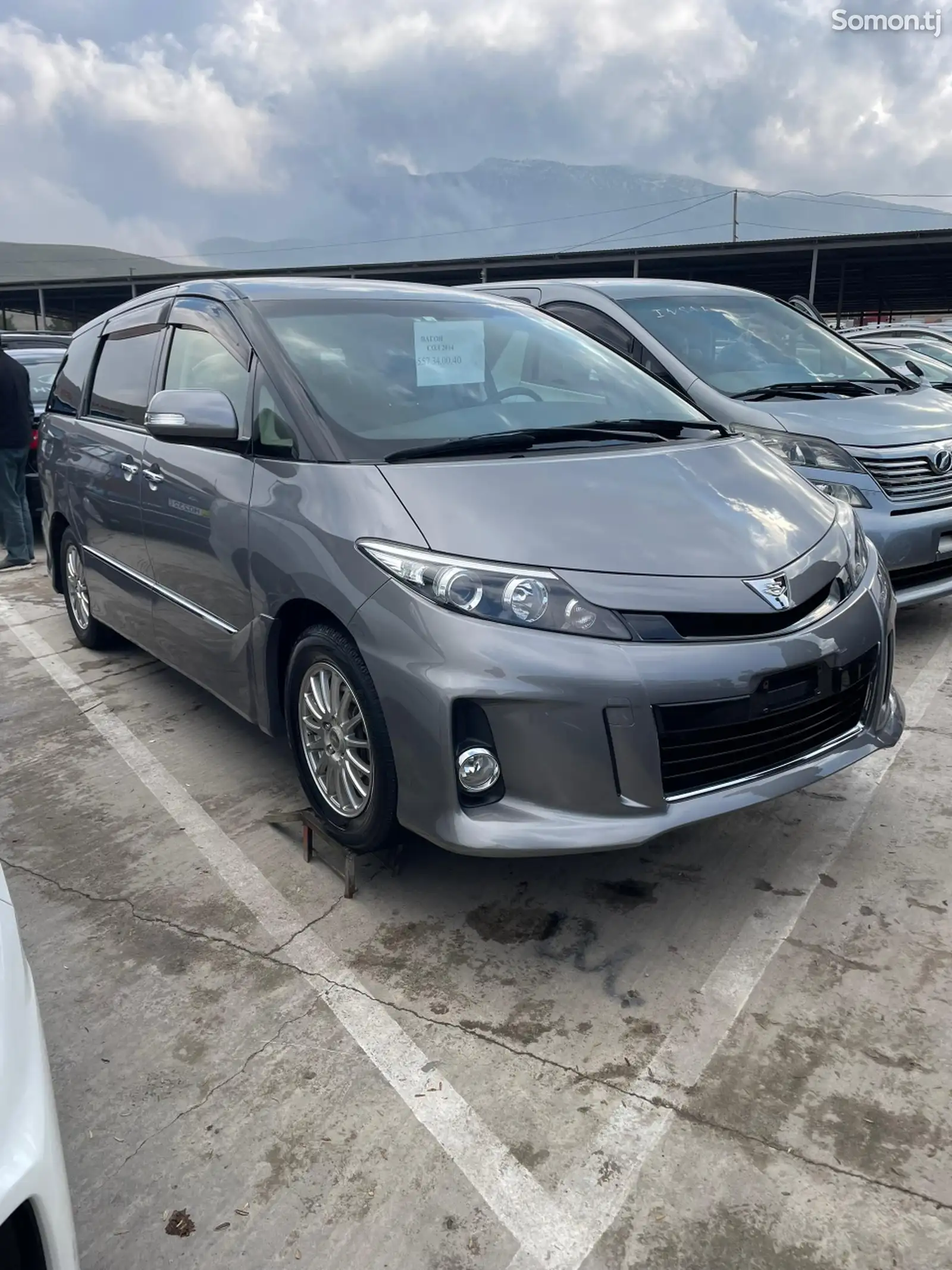 Toyota Estima, 2014-1