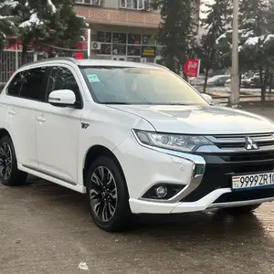 Mitsubishi Outlander, 2019