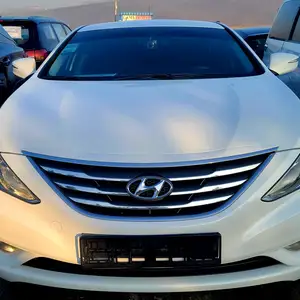 Hyundai Sonata, 2012