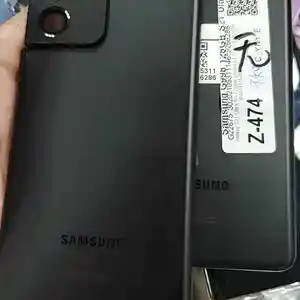 Заднее стекло на Samsung Galaxy Note 8