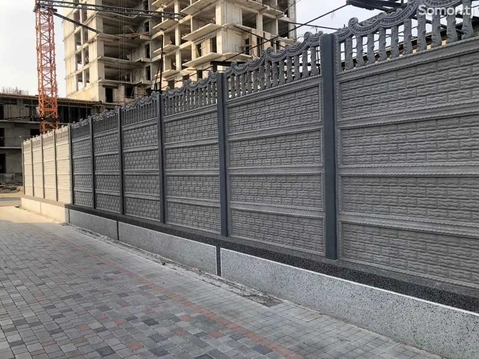 Декоративный забор из бетона-14