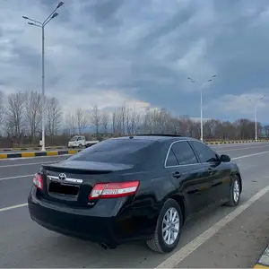 Toyota Camry, 2011