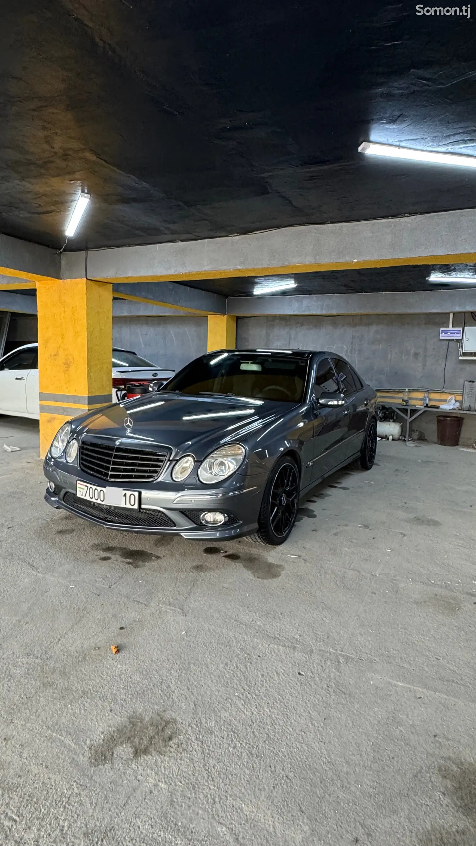 Mercedes-Benz E class, 2009-4