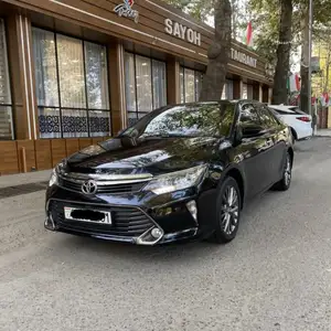 Toyota Camry, 2017