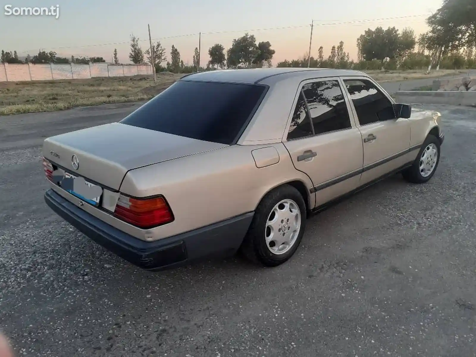 Mercedes-Benz W124, 1986-2