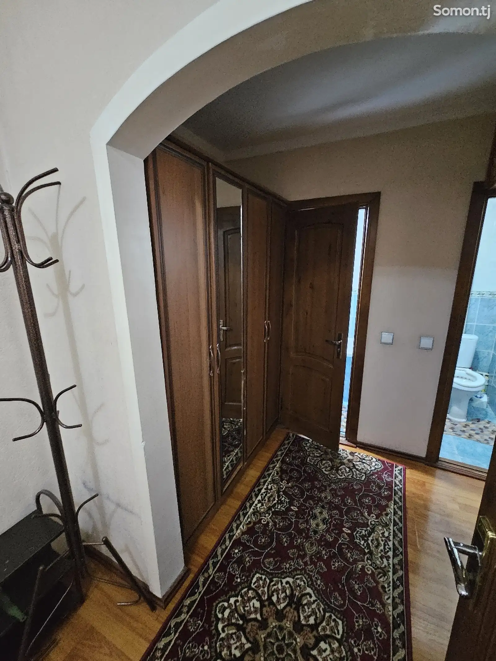 2-комн. квартира, 4 этаж, 60м², Универмаг-9