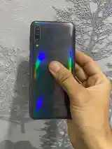 Samsung Galaxy A50-2