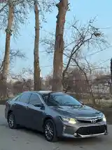 Toyota Camry, 2017-3