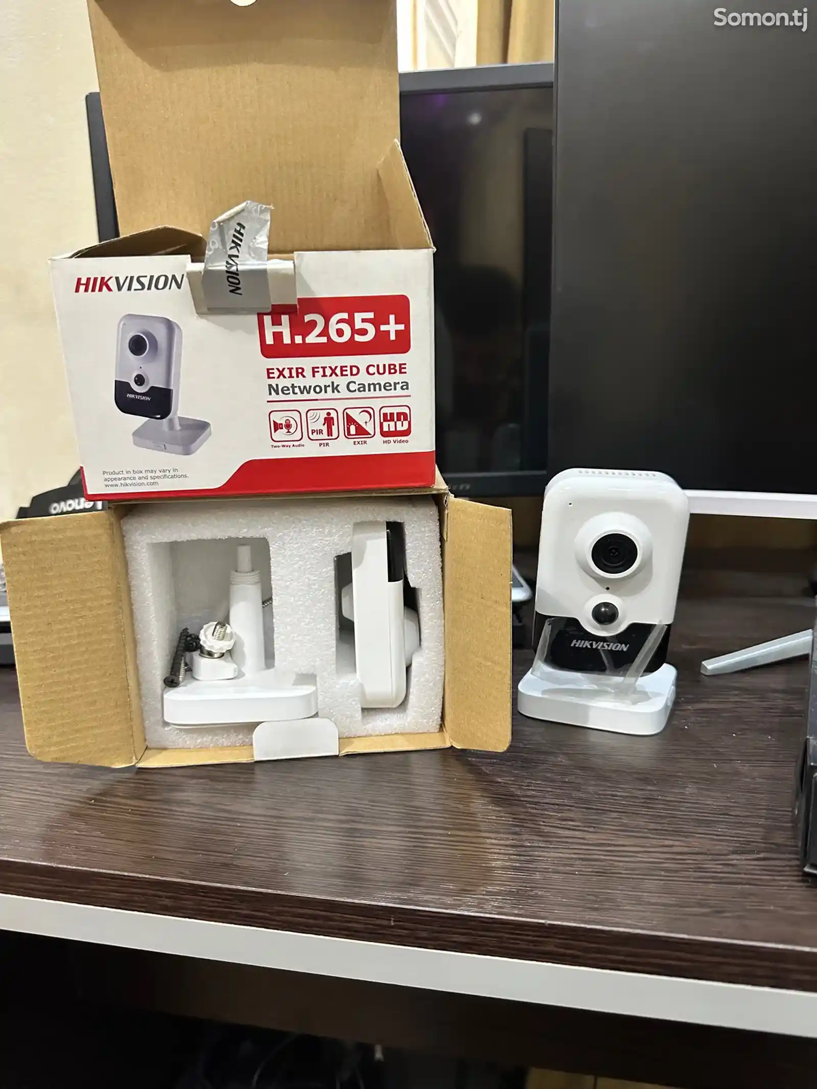 Камеры WiFi Hikvision, Poe Switch, база на 1Tb-1
