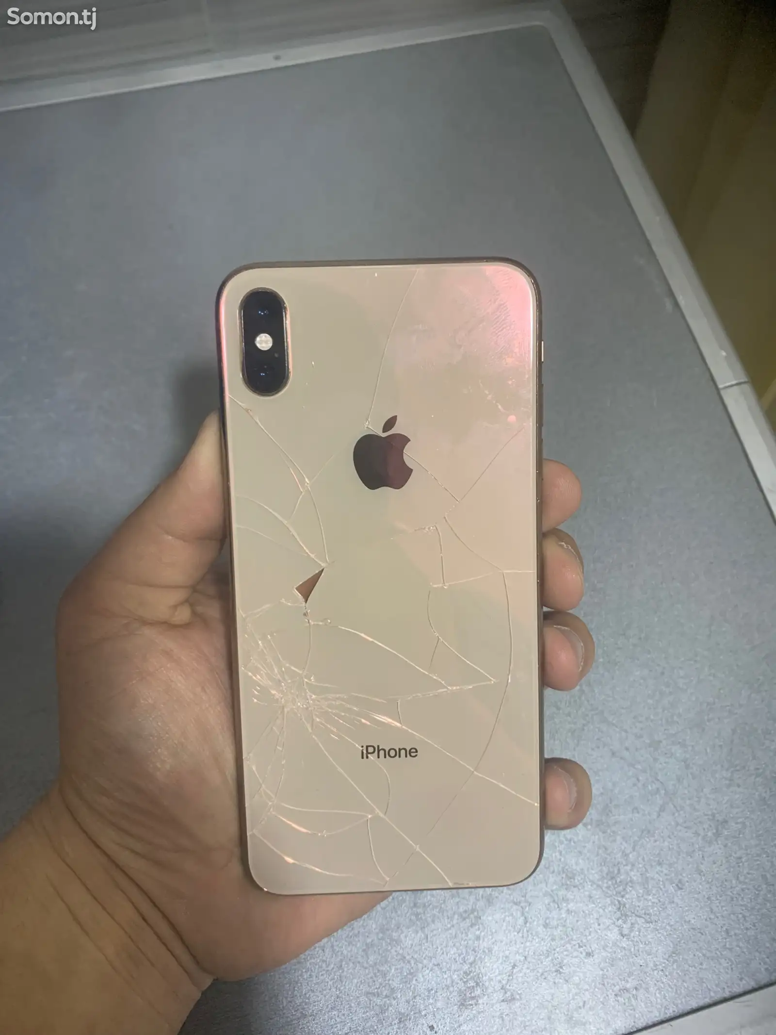 Apple iPhone Xs Max, 256 gb, Gold-1