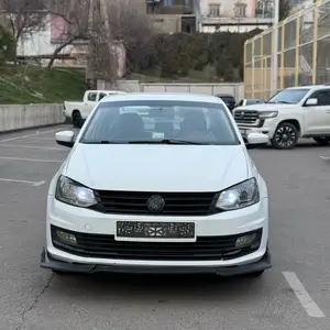 Volkswagen Polo, 2018