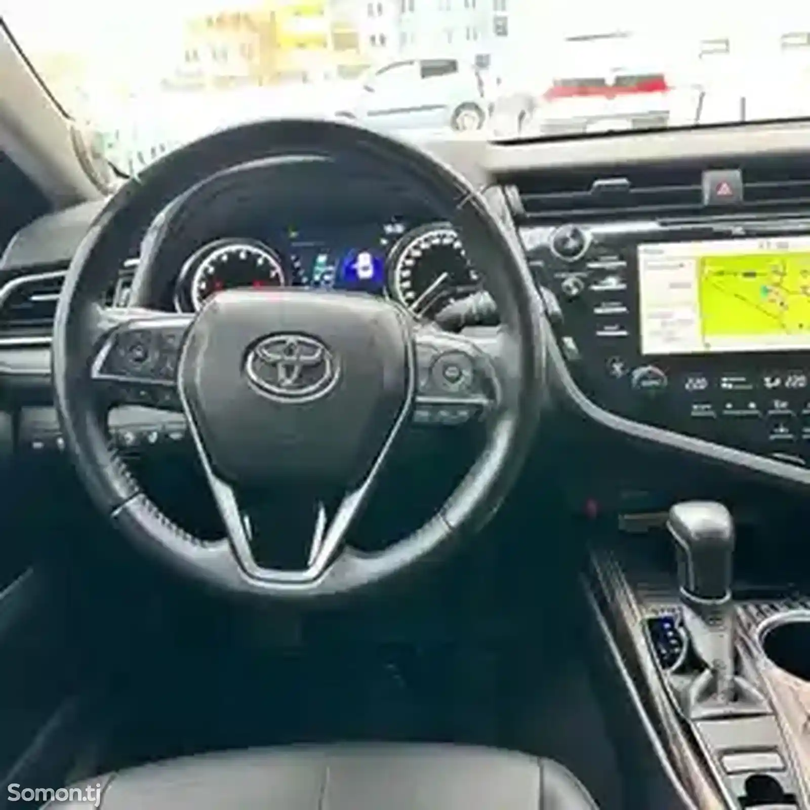 Toyota Camry, 2021-13
