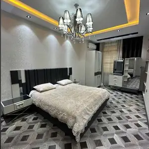 2-комн. квартира, 3 этаж, 90м², Дом Печать