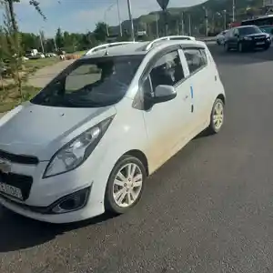 Chevrolet Spark, 2015