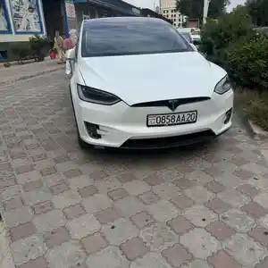 Tesla Model X, 2018