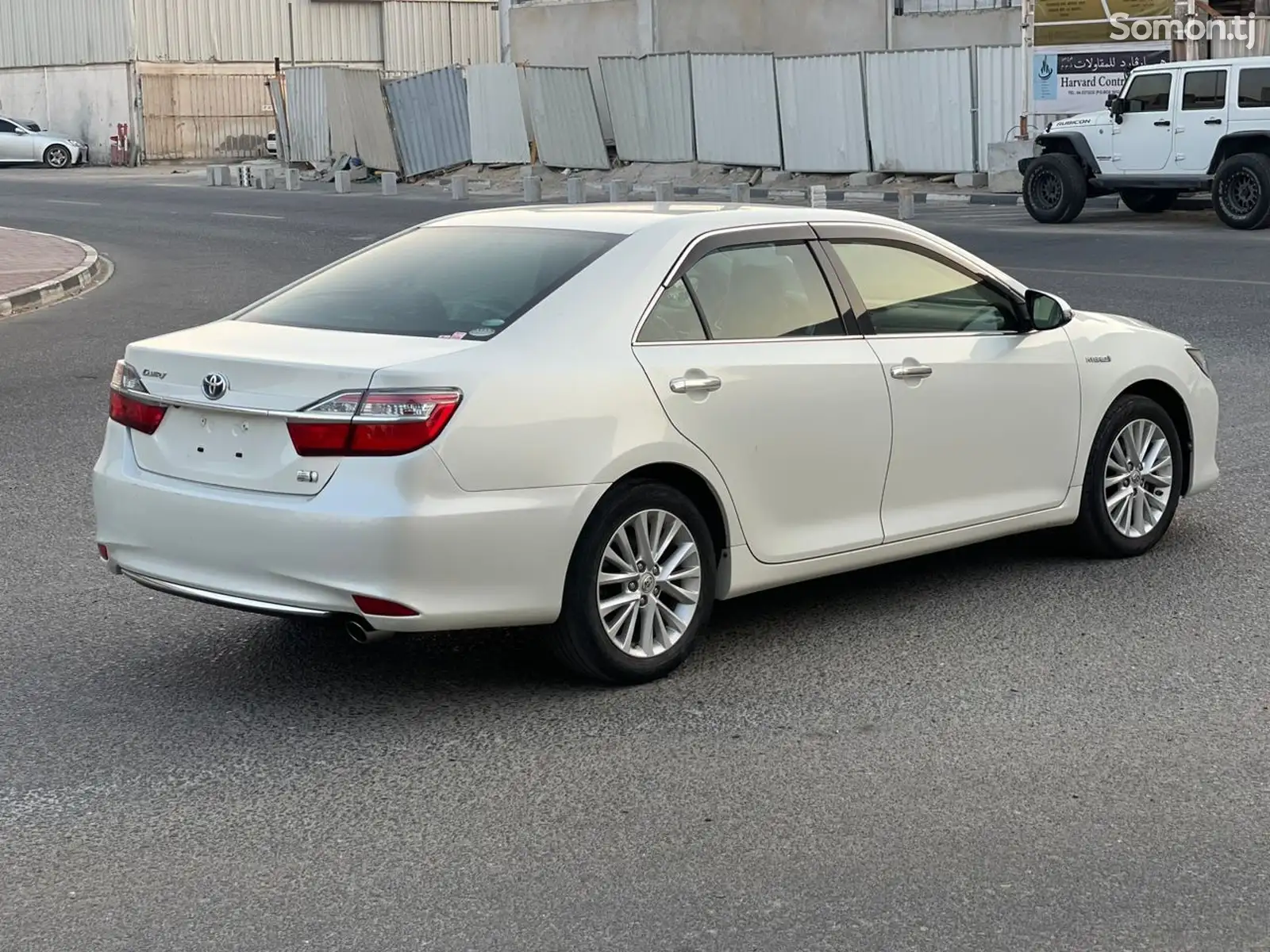 Toyota Camry, 2017-1