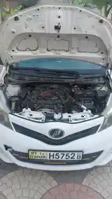 Toyota Vitz, 2012-4