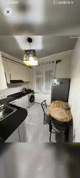 3-комн. квартира, 2 этаж, 90м², 20 мкр-3