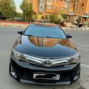 Toyota Camry, 2014