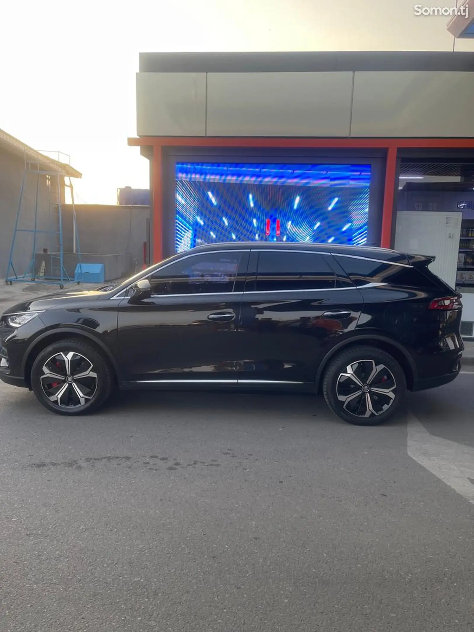 BYD Tang, 2022-4