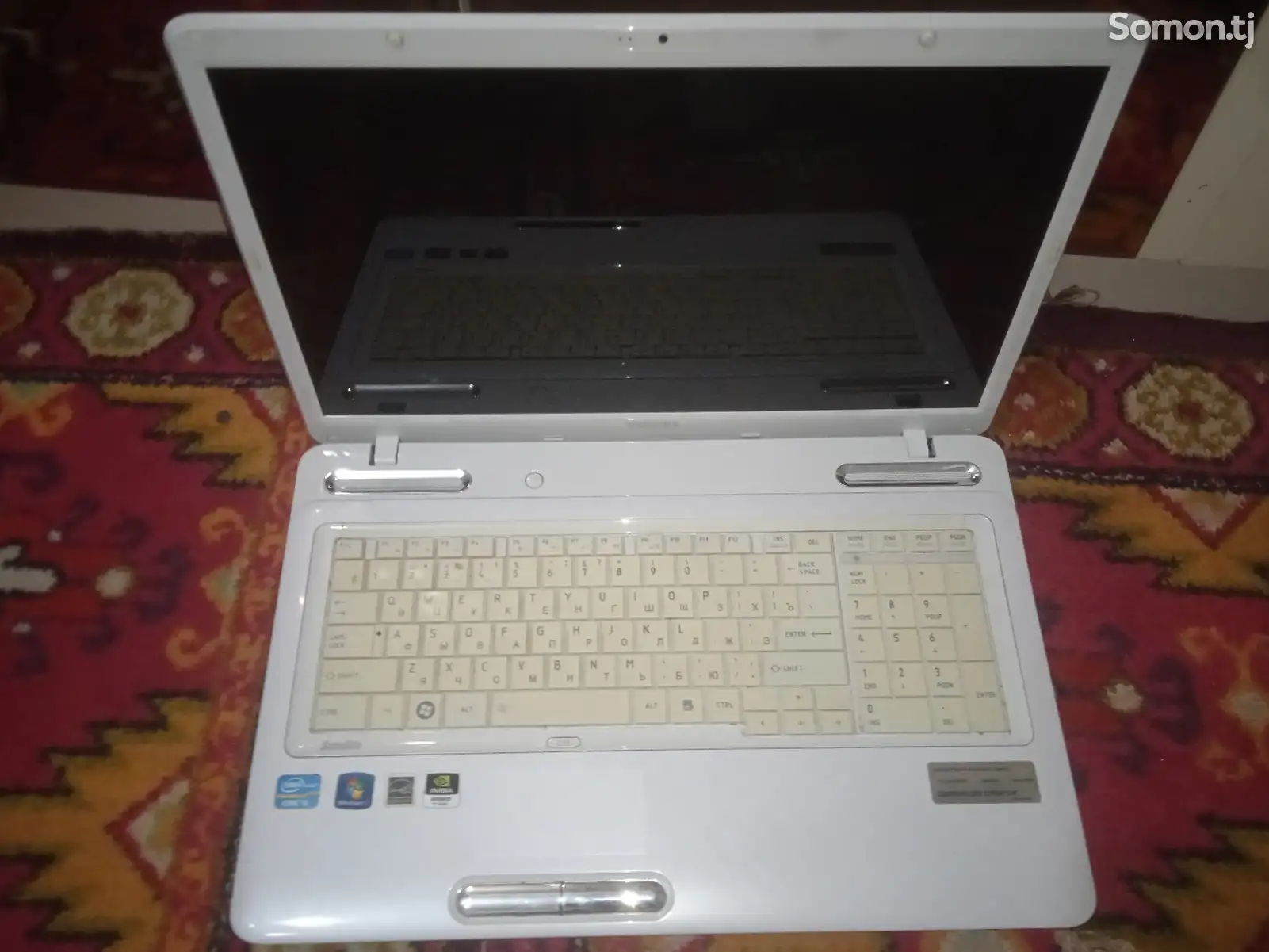 Ноутбук Toshiba satellite l775-1