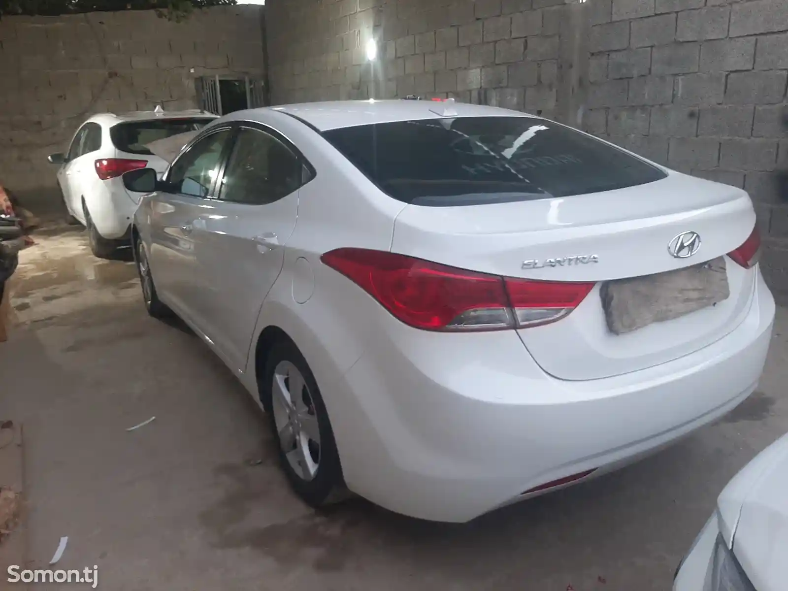 Hyundai Elantra, 2012-5