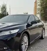 Toyota Camry, 2020-3