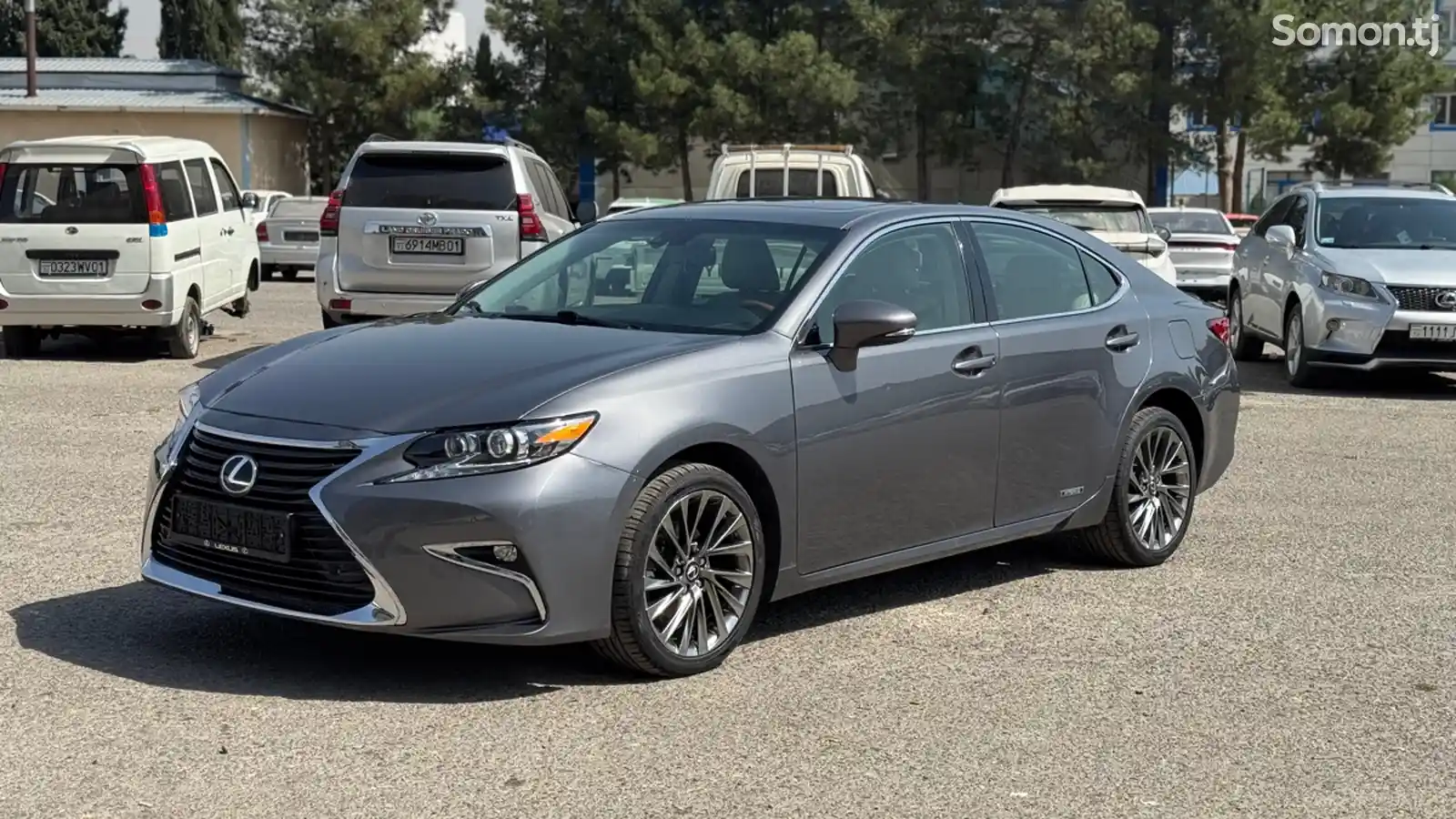 Lexus ES series, 2015-10