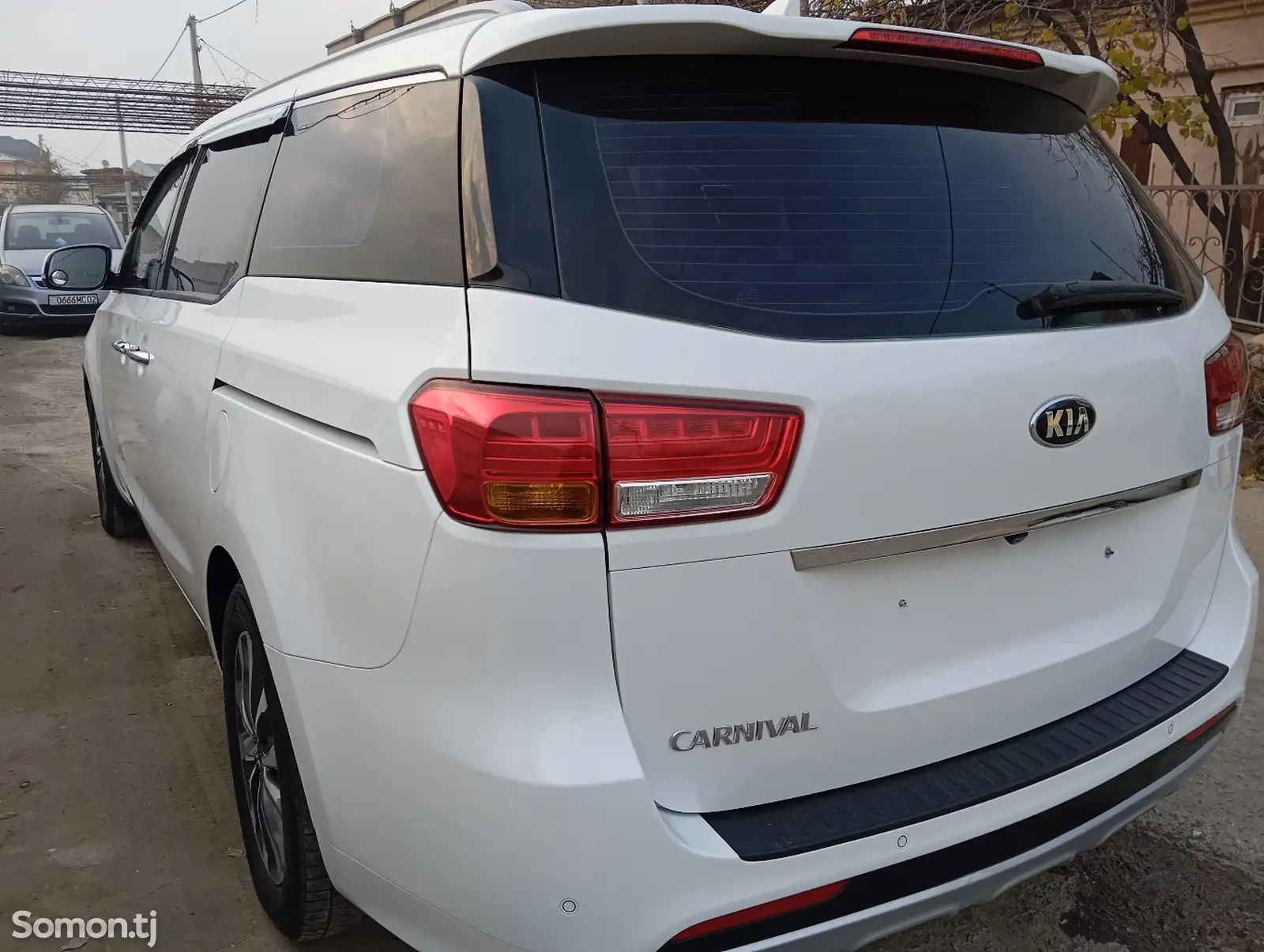 Kia Carnival, 2015-1