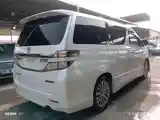 Toyota Vellfire, 2014-6