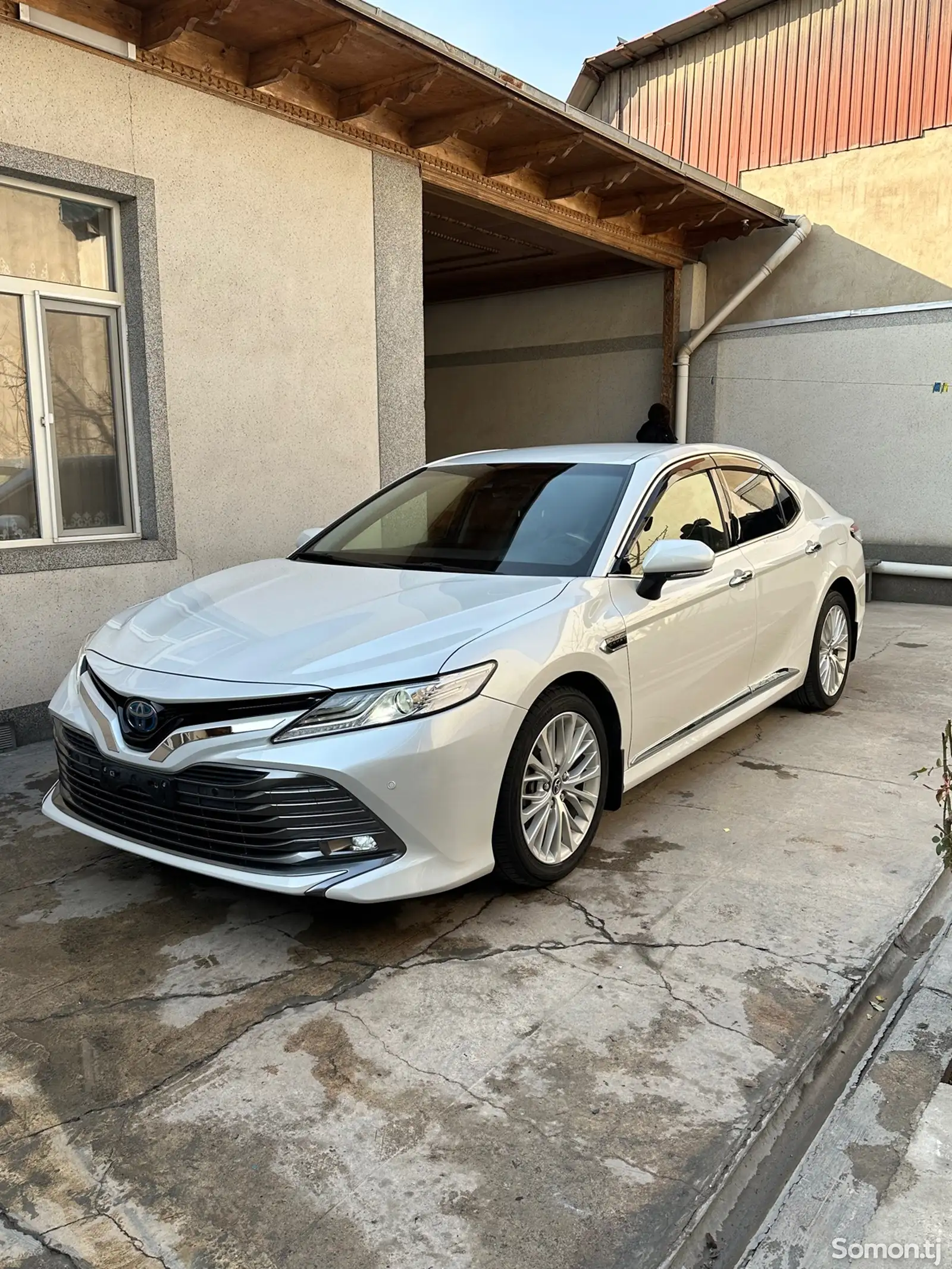 Toyota Camry, 2018-1