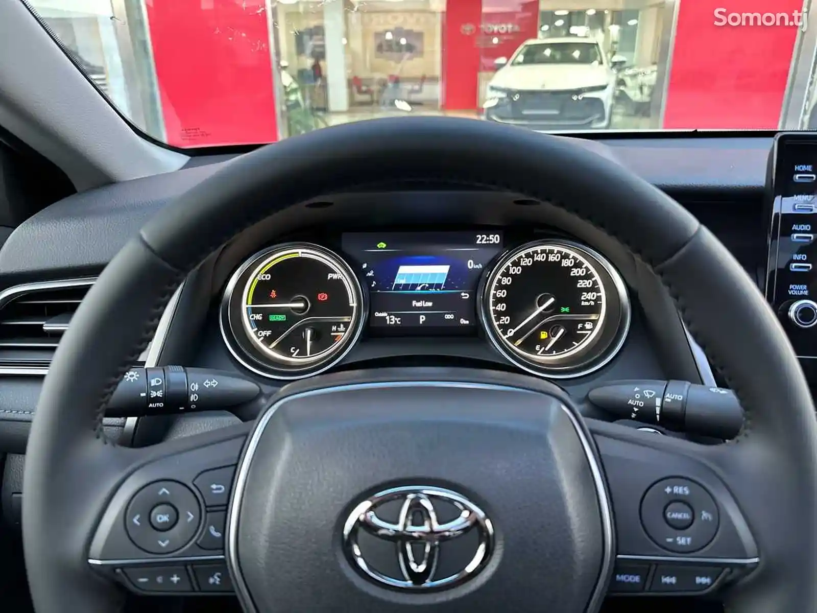 Toyota Camry, 2023-14