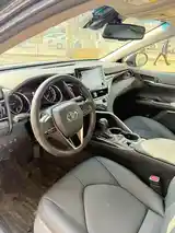 Toyota Camry, 2018-5