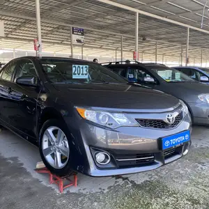 Toyota Camry, 2013