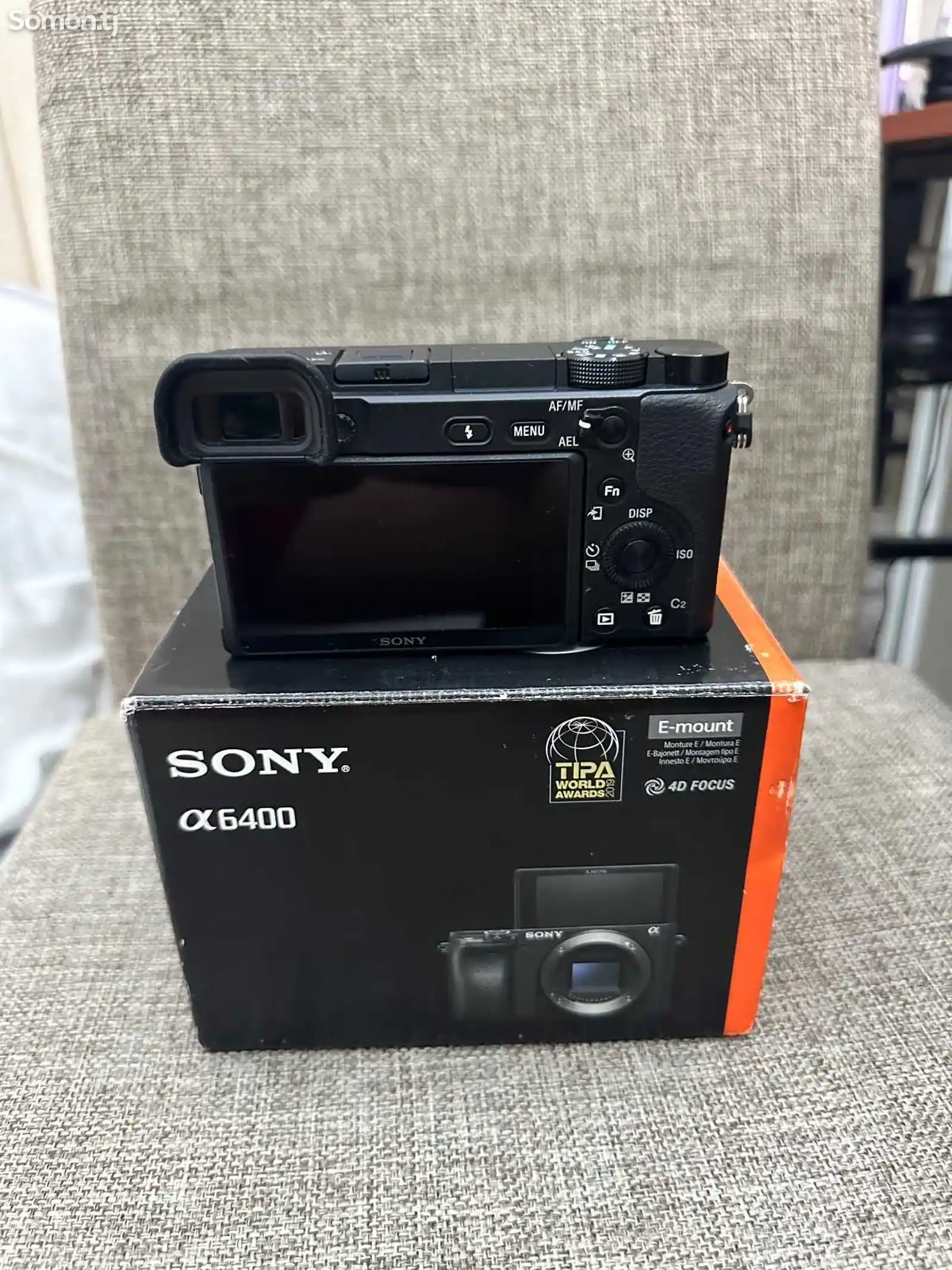 Видеокамера Sony 6400 Sigma 16mm 1.4 E-Mount-11