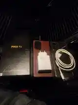 Xiaomi Poco F3 Darkcosmo-3