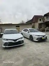 Toyota Camry, 2018-5